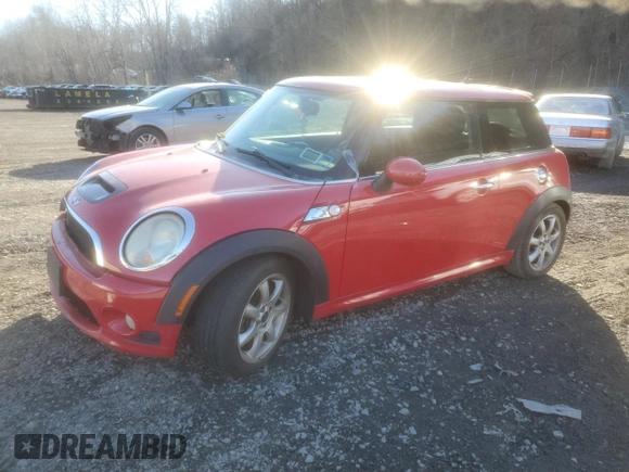 2007 MINI Hardtop S with VIN WMWMF73507TL92600, listed as a Copart auction lot 49324375 with 131,178 mi miles and Clean Title. Bid and sale history available at DreamBid. Image 1.