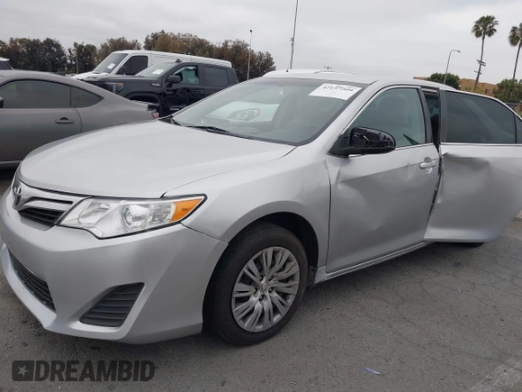 2012 Toyota Camry L z VIN 4T4BF1FK4CR244304, wystawiony jako IAAI lot #42157209 z przebiegiem 200 851 mil mil oraz . Historia ofert i sprzedaży dostępna na DreamBid. Obrazek 2.