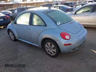 2009 Volkswagen New Beetle Coupe S with VIN 3VWPG31C39M515764, listed as a IAAI auction lot 41557507 with 90,716 mi miles. Bid and sale history available at carsss.com. Image 3.