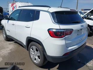 2022 Jeep Compass Latitude with VIN 3C4NJCBB0NT187365, listed as a IAAI auction lot 41691559 with 93,576 mi miles and . Bid and sale history available at carsss.com. Image 3.