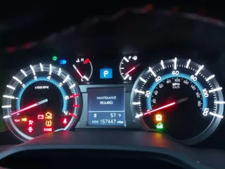 2016 Toyota 4Runner Limited with VIN JTEBU5JRXG5282857, listed as a IAAI auction lot 40674274 with 157,447 mi miles. Bid and sale history available at carsss.com. Image 7.