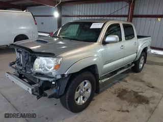 2007 Toyota Tacoma PreRunner with VIN 5TEJU62N47Z467176, listed as a IAAI auction lot 41472193 with NaN miles. Bid and sale history available at carsss.com. Image 18.