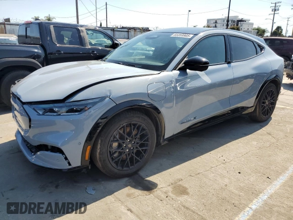 2024 Ford Mustang Mach-E Premium с VIN 3FMTK3SU3RMA33010, выставлен на аукционе Copart как лот 65359905 с пробегом 6 130 миль миль и Списание • Salvage title. История ставок и продаж доступна на DreamBid. Изображение 1.