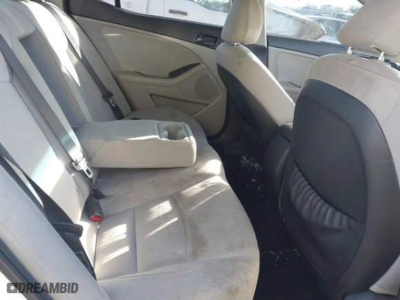 2015 Kia Optima LX with VIN KNAGM4A73F5601370, listed as a IAAI auction lot 41633083 with 164,752 mi miles. Bid and sale history available at carsss.com. Image 8.