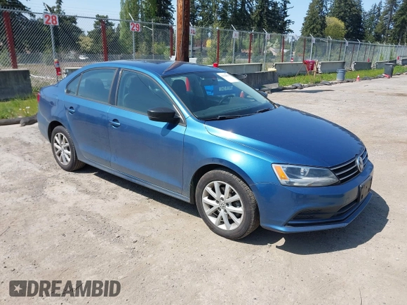 2015 Volkswagen Jetta Sedan 1.8T SE with VIN 3VWD17AJ1FM270114, listed as a IAAI auction lot 42128816 with 111,701 mi miles. Bid and sale history available at carsss.com. Image 1.