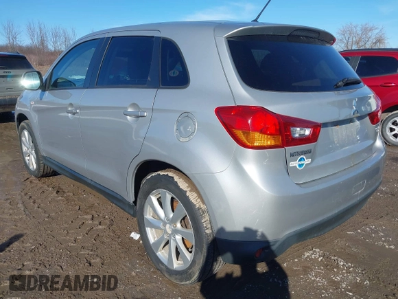 2014 Mitsubishi Outlander Sport ES with VIN 4A4AR3AU1EE005854, listed as a IAAI auction lot 41744552 with 83,734 mi miles. Bid and sale history available at carsss.com. Image 3.