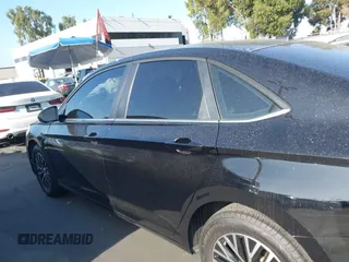 2020 Volkswagen Jetta S with VIN 3VWC57BU2LM098812, listed as a IAAI auction lot 42495022 with 97,098 mi miles and . Bid and sale history available at DreamBid. Image 14.