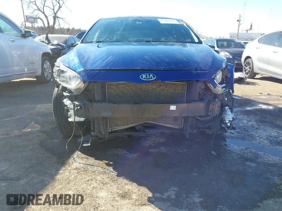 2020 Kia Forte GT-Line with VIN 3KPF34AD3LE207066, listed as a IAAI auction lot 41664118 with 92,997 mi miles. Bid and sale history available at carsss.com. Image 12.