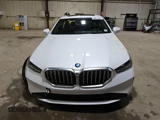 2024 BMW 5 Series 530i xDrive with VIN WBA53FJ04RCS13038, listed as a Copart auction lot 81588844 with 493 mi miles and Clean Title. Bid and sale history available at carsss.com. Image 5.