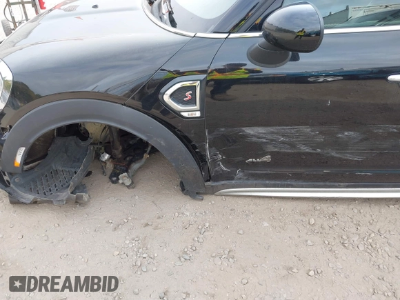 2019 MINI Countryman Cooper S с VIN WMZYT5C5XK3E70278, выставлен на аукционе IAAI как лот 40580254 с пробегом 72 451 миль миль и . История ставок и продаж доступна на DreamBid. Изображение 18.
