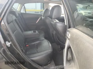 2010 Mazda 3 S Sport z VIN JM1BL1H56A1237108, wystawiony jako Copart lot #52224805 z przebiegiem 223 744 mil mil oraz Szkoda całkowita • Salvage title. Historia ofert i sprzedaży dostępna na DreamBid. Obrazek 10.