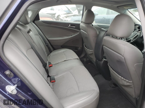 2013 Hyundai Sonata Limited with VIN 5NPEC4AC3DH595447, listed as a Copart auction lot 84197774 with 189,658 mi miles and Clean Title. Bid and sale history available at DreamBid. Image 10.