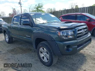2010 Toyota Tacoma with VIN 5TEMU4FN3AZ718871, listed as a IAAI auction lot 42055583 with 241,870 mi miles. Bid and sale history available at carsss.com. Image 1.