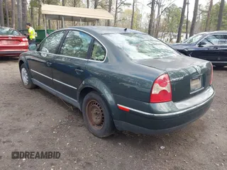 2004 Volkswagen Passat GL z VIN WVWMD63B14P330748, wystawiony jako IAAI lot #41936308 z przebiegiem 161 235 mil mil oraz . Historia ofert i sprzedaży dostępna na DreamBid. Obrazek 3.