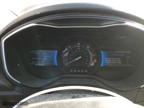 2020 Ford Fusion Plug-In Hybrid Titanium with VIN 3FA6P0SU1LR157813, listed as a Copart auction lot 46561664 with 32,105 mi miles. Bid and sale history available at carsss.com. Image 9.