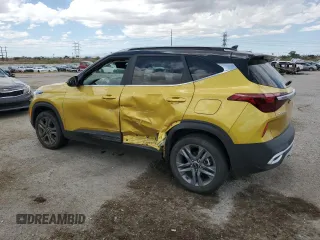 2021 Kia Seltos S with VIN KNDEU2AAXM7210552, listed as a Copart auction lot 62323745 with 12,189 mi miles and Salvage title. Bid and sale history available at DreamBid. Image 2.