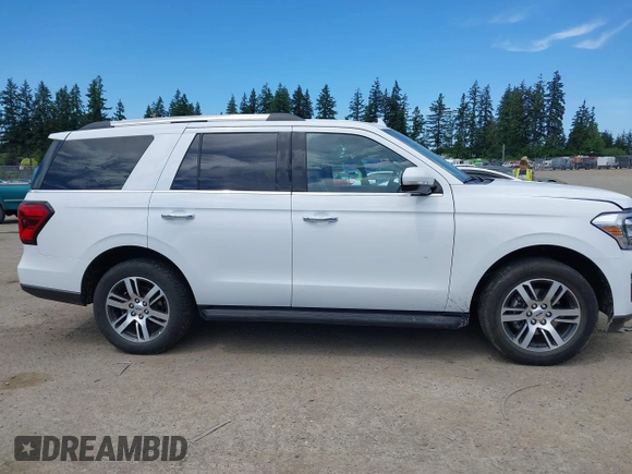 2024 Ford Expedition Limited с VIN 1FMJU2A88REA35566, выставлен на аукционе IAAI как лот 42478954 с пробегом 31 932 миль миль и . История ставок и продаж доступна на DreamBid. Изображение 13.