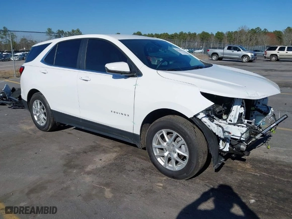 2024 Chevrolet Equinox LT with VIN 3GNAXKEG1RL326804, listed as a IAAI auction lot 41701017 with 9,939 mi miles. Bid and sale history available at carsss.com. Image 1.