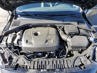 2015 Volvo S60 T6 Drive-E Platinum with VIN YV149MFM5F2361725, listed as a Copart auction lot 35998143 with 39,641 mi miles. Bid and sale history available at carsss.com. Image 12.