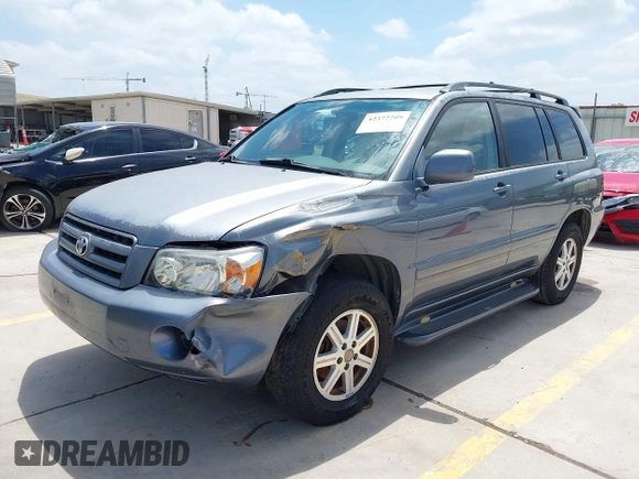 2004 Toyota Highlander z VIN JTEEP21A440009600, wystawiony jako IAAI lot #42377709 z przebiegiem 231 822 mil mil oraz . Historia ofert i sprzedaży dostępna na DreamBid. Obrazek 17.