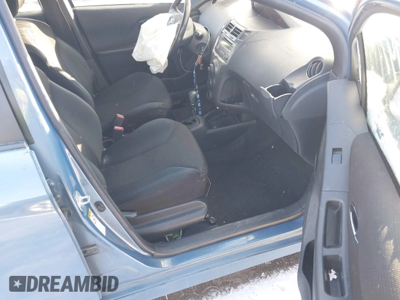 2009 Toyota Yaris with VIN JTDKT903995249623, listed as a IAAI auction lot 41580147 with 177,618 mi miles and . Bid and sale history available at DreamBid. Image 5.