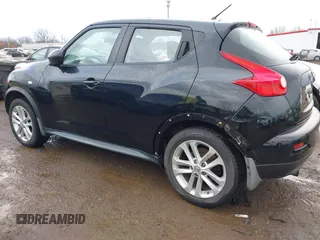 2011 Nissan Juke SL with VIN JN8AF5MVXBT007338, listed as a IAAI auction lot 41909455 with 112,667 mi miles. Bid and sale history available at carsss.com. Image 6.