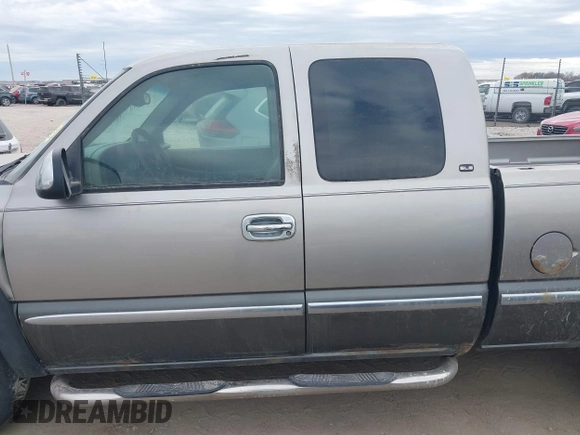 2000 GMC Sierra 1500 SLE with VIN 2GTEK19T1Y1262516, listed as a IAAI auction lot 41879799 with 179,604 mi miles and . Bid and sale history available at DreamBid. Image 14.