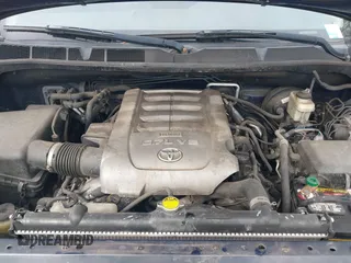 2008 Toyota Sequoia SR5 with VIN 5TDBY64A38S004334, listed as a IAAI auction lot 41710534 with 278,748 mi miles. Bid and sale history available at carsss.com. Image 10.