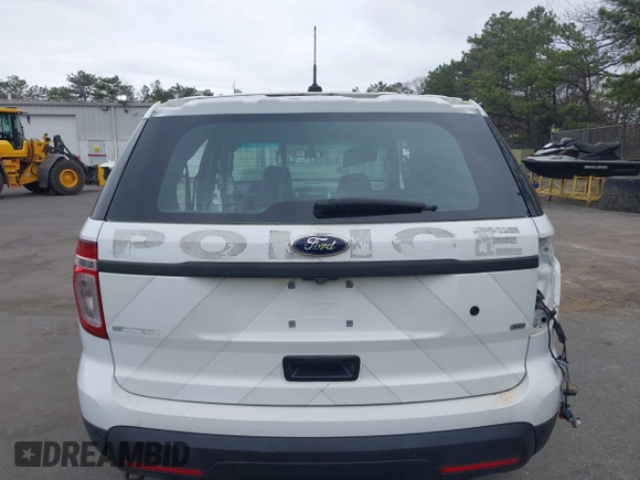2014 Ford Police Interceptor Utility z VIN 1FM5K8AR1EGC50062, wystawiony jako IAAI lot #42081594 z przebiegiem 97 045 mil mil oraz . Historia ofert i sprzedaży dostępna na DreamBid. Obrazek 15.