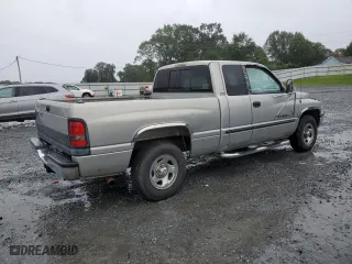 2000 Dodge Ram 1500 with VIN 1B7HC13Z4YJ109559, listed as a Copart auction lot 72916424 with 181,149 mi miles and Salvage Title. Bid and sale history available at carsss.com. Image 3.
