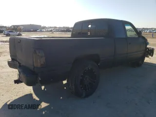 1996 Dodge 1500 с VIN 3B7HC13Z0TG177108, выставлен на аукционе Copart как лот 48244335 с пробегом 236 950 миль миль и Списание • Salvage title. История ставок и продаж доступна на DreamBid. Изображение 3.