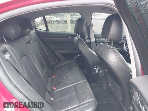 2018 Alfa Romeo Stelvio z VIN ZASFAKAN9J7B75330, wystawiony jako IAAI lot #41923353 z przebiegiem 68 251 mil mil oraz . Historia ofert i sprzedaży dostępna na DreamBid. Obrazek 8.
