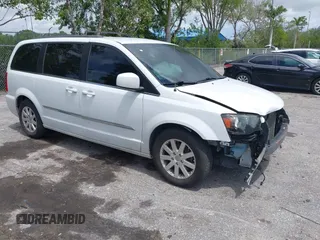 2016 Chrysler Town & Country Touring with VIN 2C4RC1BG5GR268623, listed as a IAAI auction lot 41966933 with 172,235 mi miles. Bid and sale history available at carsss.com. Image 1.
