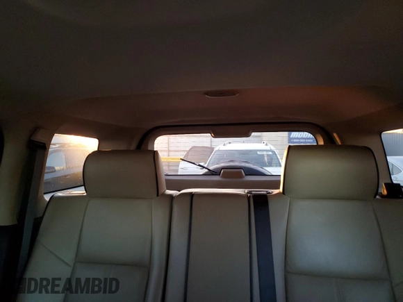 2008 Hummer H3 SUV with VIN 5GTEN13E688172138, listed as a Copart auction lot 82317664 with 124,834 mi miles and Salvage Title. Bid and sale history available at DreamBid. Image 10.
