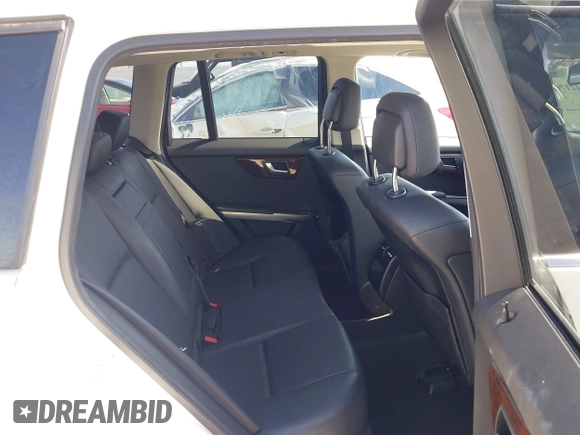 2013 Mercedes-Benz GLK with VIN WDCGG5HB4DG128438, listed as a IAAI auction lot 42170808 with 115,416 mi miles. Bid and sale history available at carsss.com. Image 8.