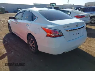2015 Nissan Altima SL with VIN 1N4AL3AP1FN896450, listed as a IAAI auction lot 41625031 with 154,322 mi miles and . Bid and sale history available at DreamBid. Image 3.
