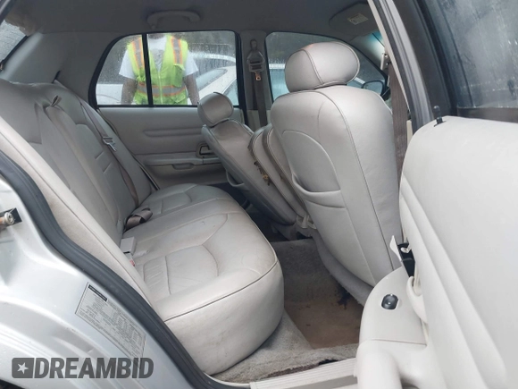 2001 Ford Crown Victoria LX с VIN 2FAFP74W21X143151, выставлен на аукционе IAAI как лот 41471923 с пробегом 207 583 миль миль и . История ставок и продаж доступна на DreamBid. Изображение 8.