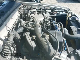 1997 Toyota 4Runner Limited z VIN JT3GN87R3V0043679, wystawiony jako IAAI lot #42623572 z przebiegiem 299 953 mil mil oraz . Historia ofert i sprzedaży dostępna na DreamBid. Obrazek 18.