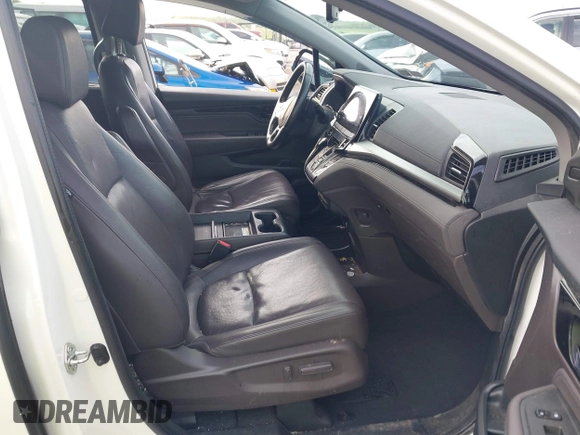 2018 Honda Odyssey Elite with VIN 5FNRL6H98JB045078, listed as a IAAI auction lot 42184758 with 144,981 mi miles. Bid and sale history available at carsss.com. Image 5.