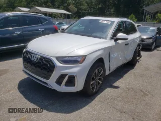 2024 Audi Q5 S line Prestige with VIN WA1FAAFY2R2008770, listed as a Copart auction lot 64247944 with 3,844 mi miles and Salvage title. Bid and sale history available at DreamBid. Image 1.