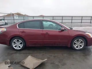 2011 Nissan Altima SR with VIN 1N4BL2AP5BN449709, listed as a IAAI auction lot 41750788 with 159,809 mi miles and . Bid and sale history available at DreamBid. Image 13.