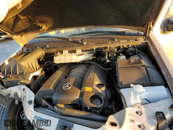 2004 Mercedes-Benz M-Class with VIN 4JGAB75E34A489128, listed as a Copart auction lot 84498404 with 122,094 mi miles and Salvage Title. Bid and sale history available at carsss.com. Image 12.