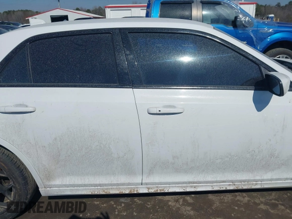 2017 Chrysler 300 S Alloy Edition with VIN 2C3CCABG0HH668414, listed as a IAAI auction lot 41656767 with 158,071 mi miles and . Bid and sale history available at DreamBid. Image 14.