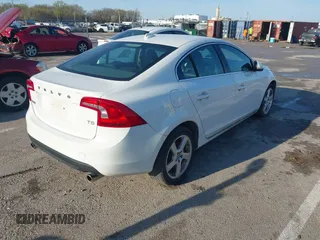 2013 Volvo S60 T5 Premier with VIN YV1612FS8D1232707, listed as a IAAI auction lot 41916058 with Not provided miles and . Bid and sale history available at DreamBid. Image 4.