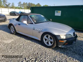 2000 BMW Z3 2.5 z VIN 4USCH9342YLF84496, wystawiony jako Copart lot #50463415 z przebiegiem 275 713 mil mil oraz Szkoda całkowita • Salvage title. Historia ofert i sprzedaży dostępna na DreamBid. Obrazek 4.