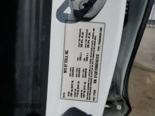 2019 Tesla Model 3 Long Range with VIN 5YJ3E1EB0KF437418, listed as a Copart auction lot 50729915 with 105,148 mi miles and Salvage Title. Bid and sale history available at DreamBid. Image 12.