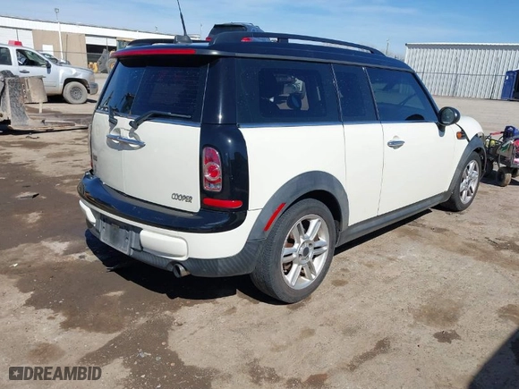 2011 MINI Cooper Clubman with VIN WMWZF3C53BT188137, listed as a IAAI auction lot 41814150 with 174,705 mi miles. Bid and sale history available at carsss.com. Image 4.