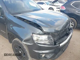 2016 Chevrolet Colorado 2WD LT z VIN 1GCGSCE37G1374901, wystawiony jako IAAI lot #41463562 z przebiegiem 163 716 mil mil oraz . Historia ofert i sprzedaży dostępna na DreamBid. Obrazek 18.
