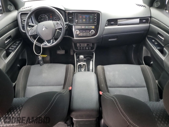 2018 Mitsubishi Outlander SE with VIN JA4AD3A38JZ034634, listed as a Copart auction lot 63086875 with 93,832 mi miles and Salvage title. Bid and sale history available at DreamBid. Image 8.