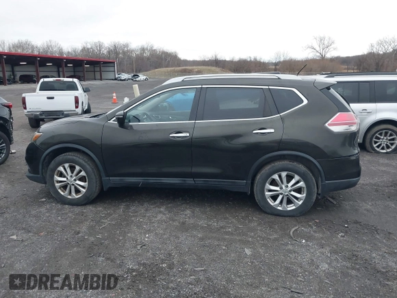 2014 Nissan Rogue SV with VIN 5N1AT2MV7EC863411, listed as a IAAI auction lot 41099324 with 163,763 mi miles. Bid and sale history available at carsss.com. Image 14.